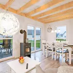 Gorgeous In Ostseeresort With Sauna Hébergement de vacances
