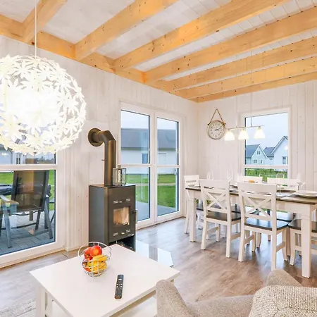 Beautiful In Ostseeresort Ferienhaus